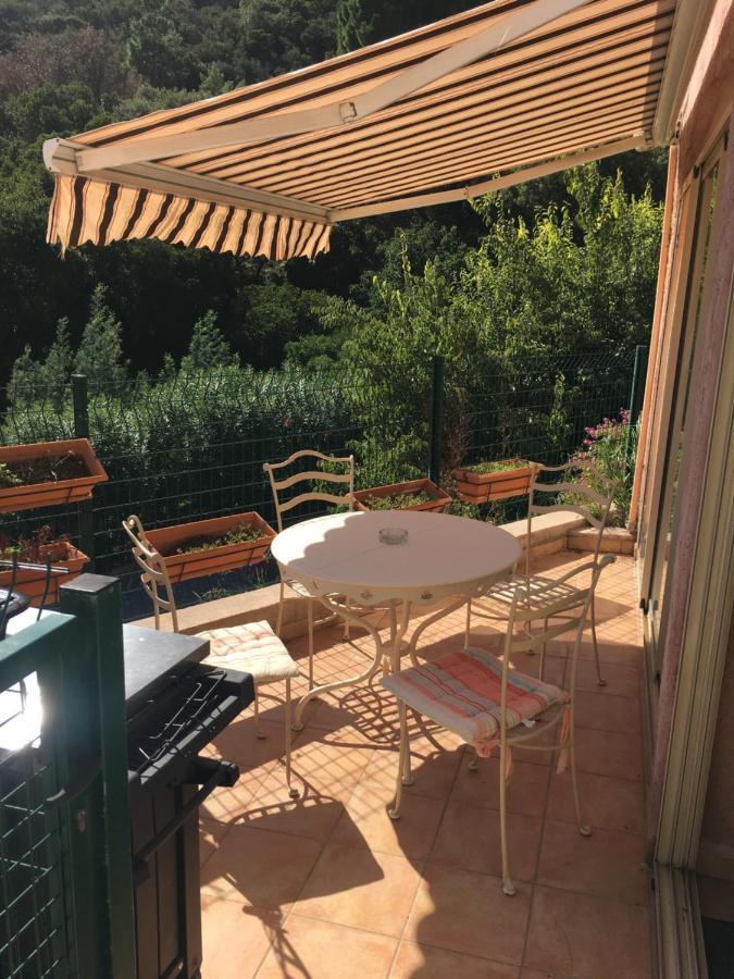 Cavalaire Sea View Cottage: Equipped for 4 with Pool, A/C, Wi-Fi & Bikes Exterior photo